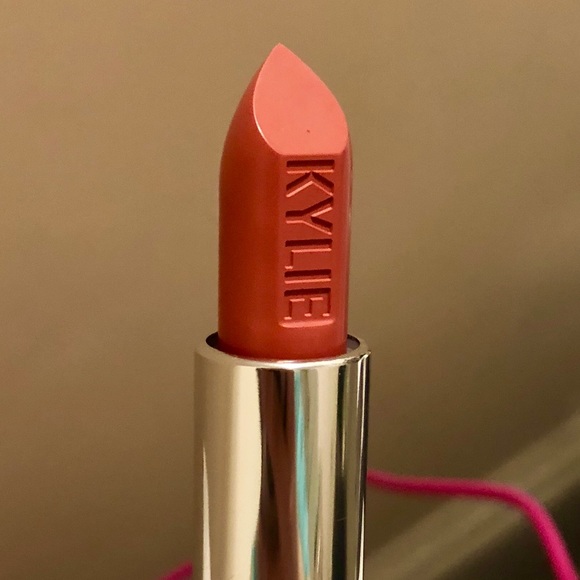Kylie ‘Silver Series’ Lipsticks - Picture 6 of 8